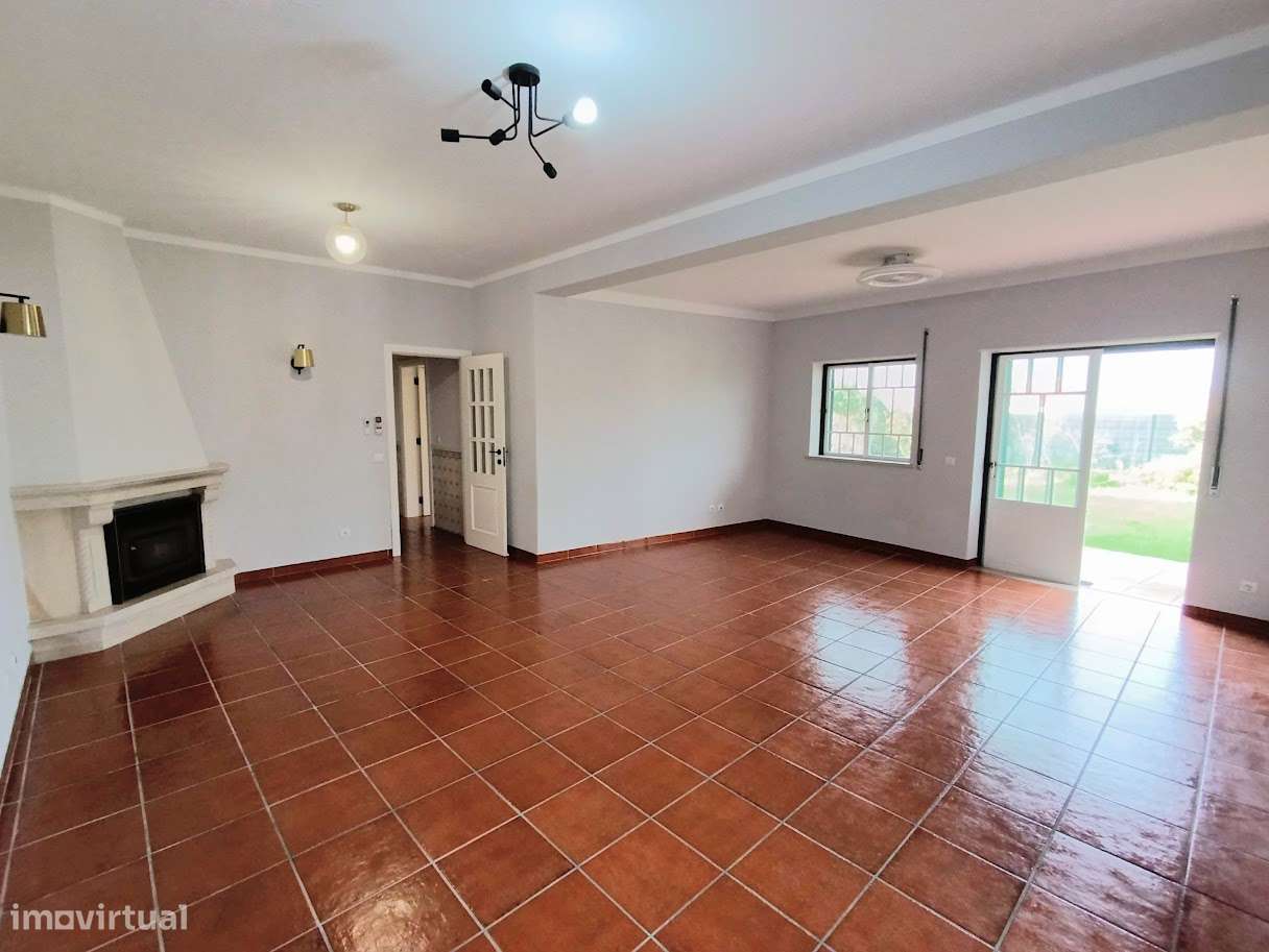 Moradia Térrea T5 + Anexo T1 Independente | Tornada – Caldas da Rainha - Grande imagem: 4/15