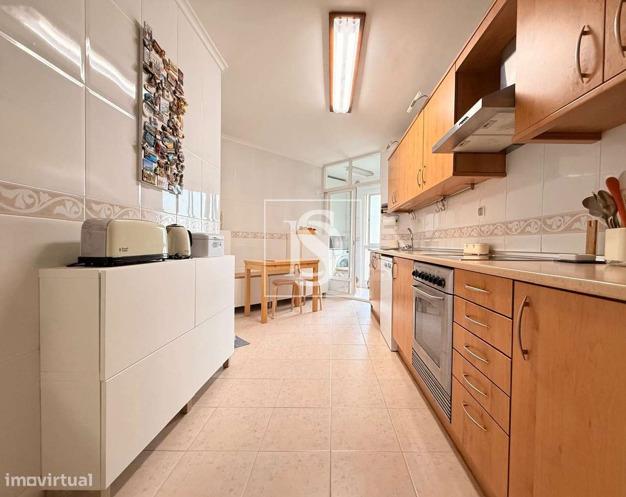 Apartamento T3 Renovado com Parqueamento em Alhos Vedros-7