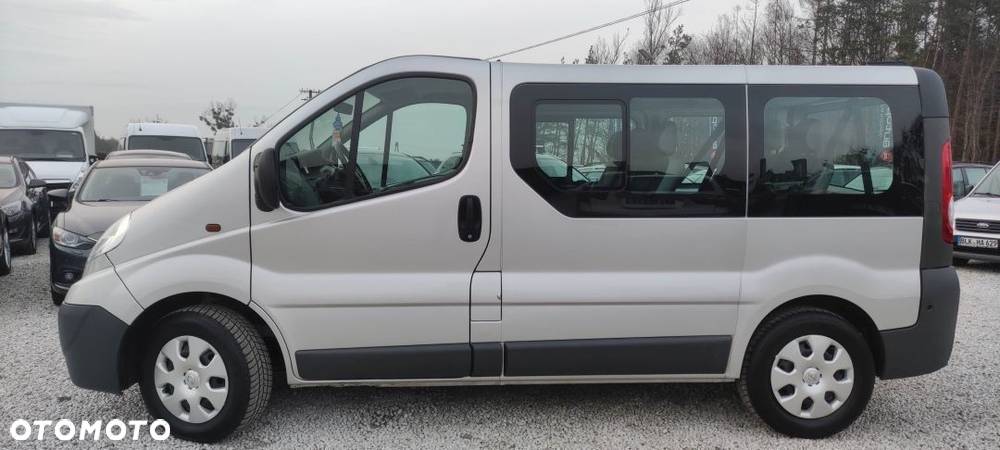 Opel Vivaro - 4