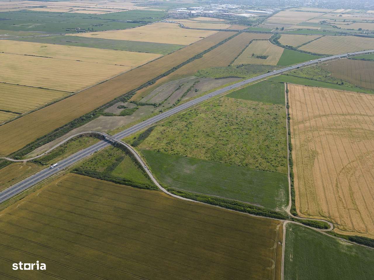 Teren 12 ha la Autostrada A1 cu PUZ aprobat - Imagine principală: 2/8