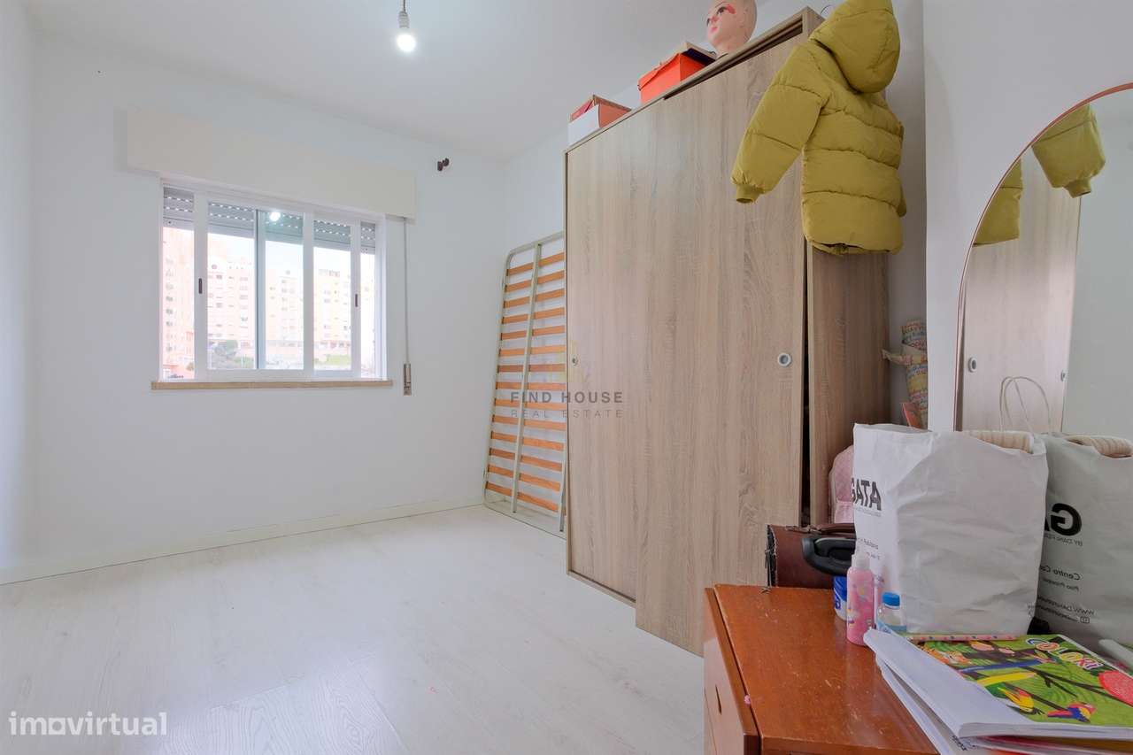 Vende-se apartamento T3 na Rinchoa, Rio de Mouro-8