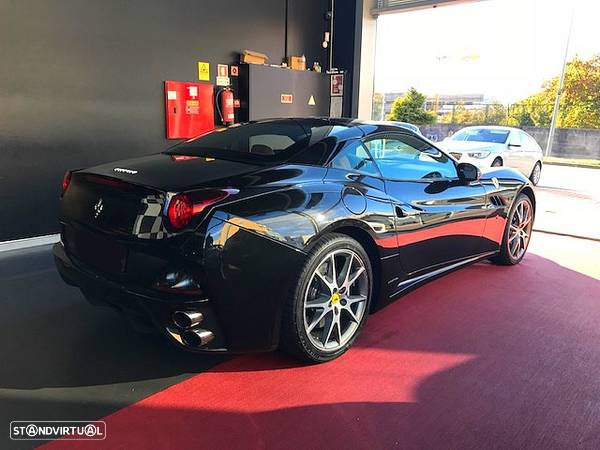 Ferrari California - 10