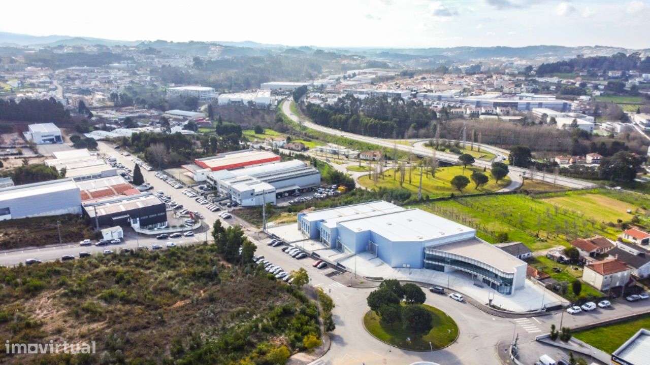 Armazém Novo em São João da Madeira-10