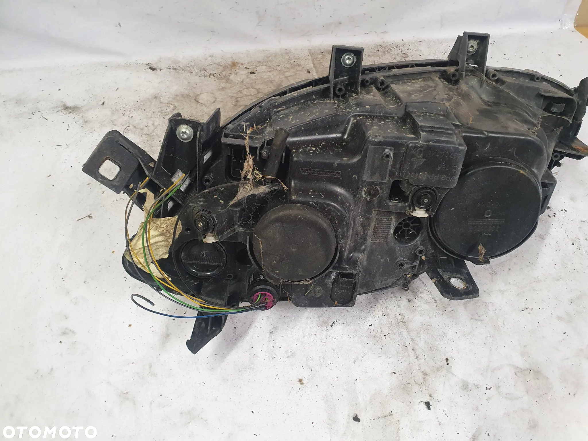 * LAMPA PRZEDNIA PRAWA PRZÓD PRAWO FIAT BRAVO 2 - 8