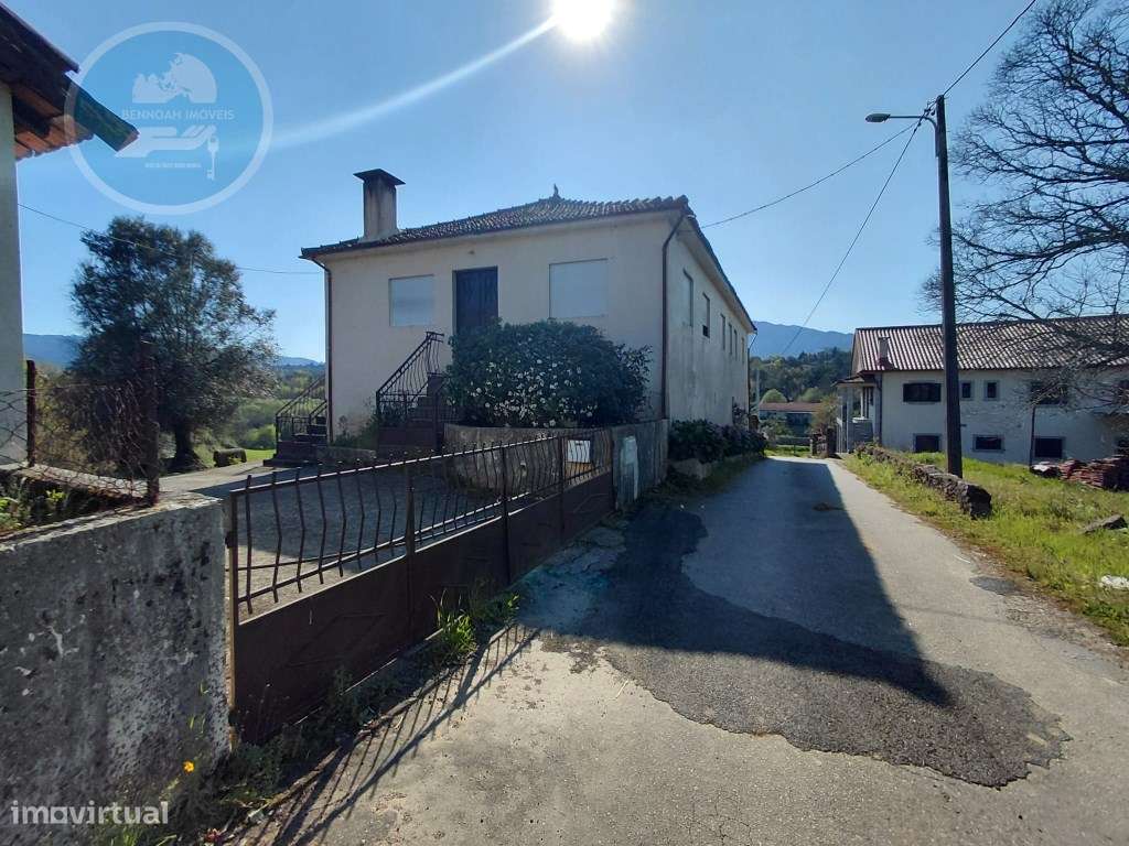 Casa Geminada à Venda em Outeirinho, Cabeceiras de Basto Excelente ...-3