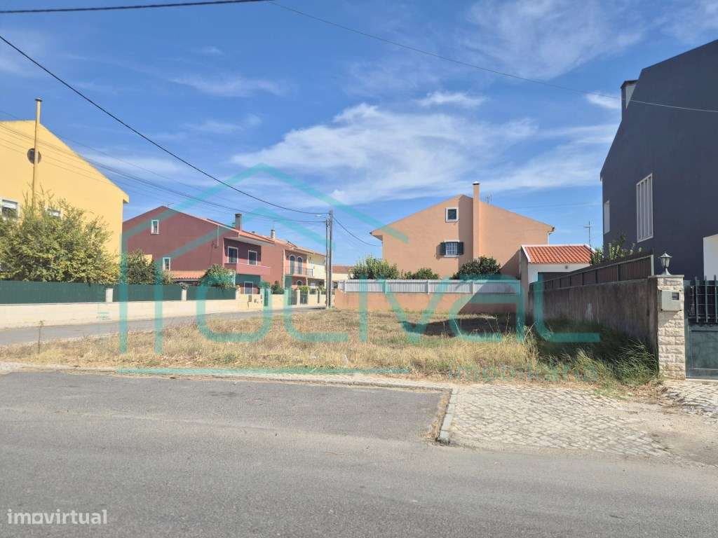 Terreno de gaveto no Porto Alto - Grande imagem: 2/4