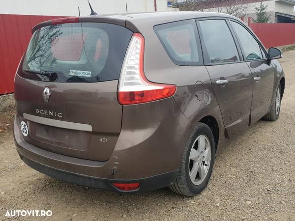 bara fata spate capota trager calandru armatura haion portbagaj grila radiator masca Renault Grand Scenic 3 2009 motor 1.5dci 109cp k9k dezmembrez dezmembrari - 3