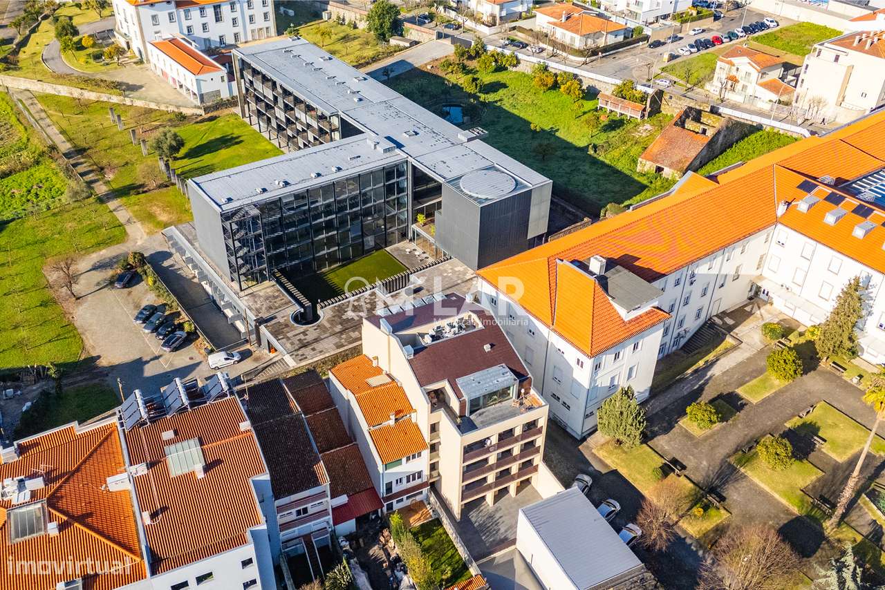 Apartamento T0+1, novo, no centro da cidade de Braga-31