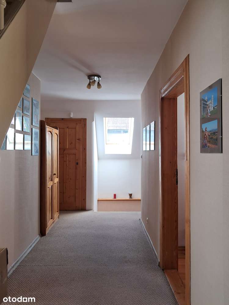 Ładny dom w willowej części Sobieszowa, wygodny,gotowy do zamieszkania-15