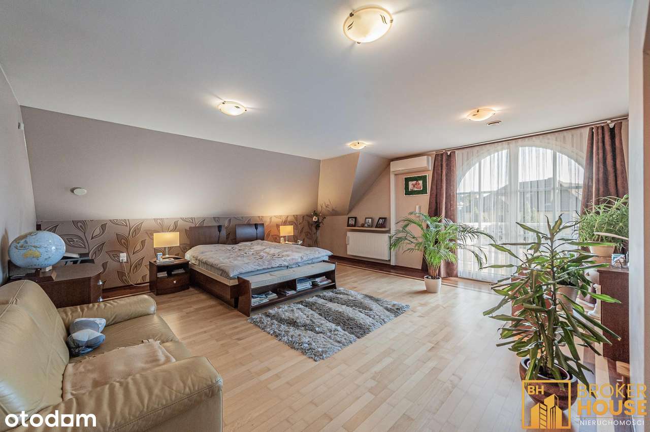 Willa z basenem i pięknym ogrodem/Opole-18