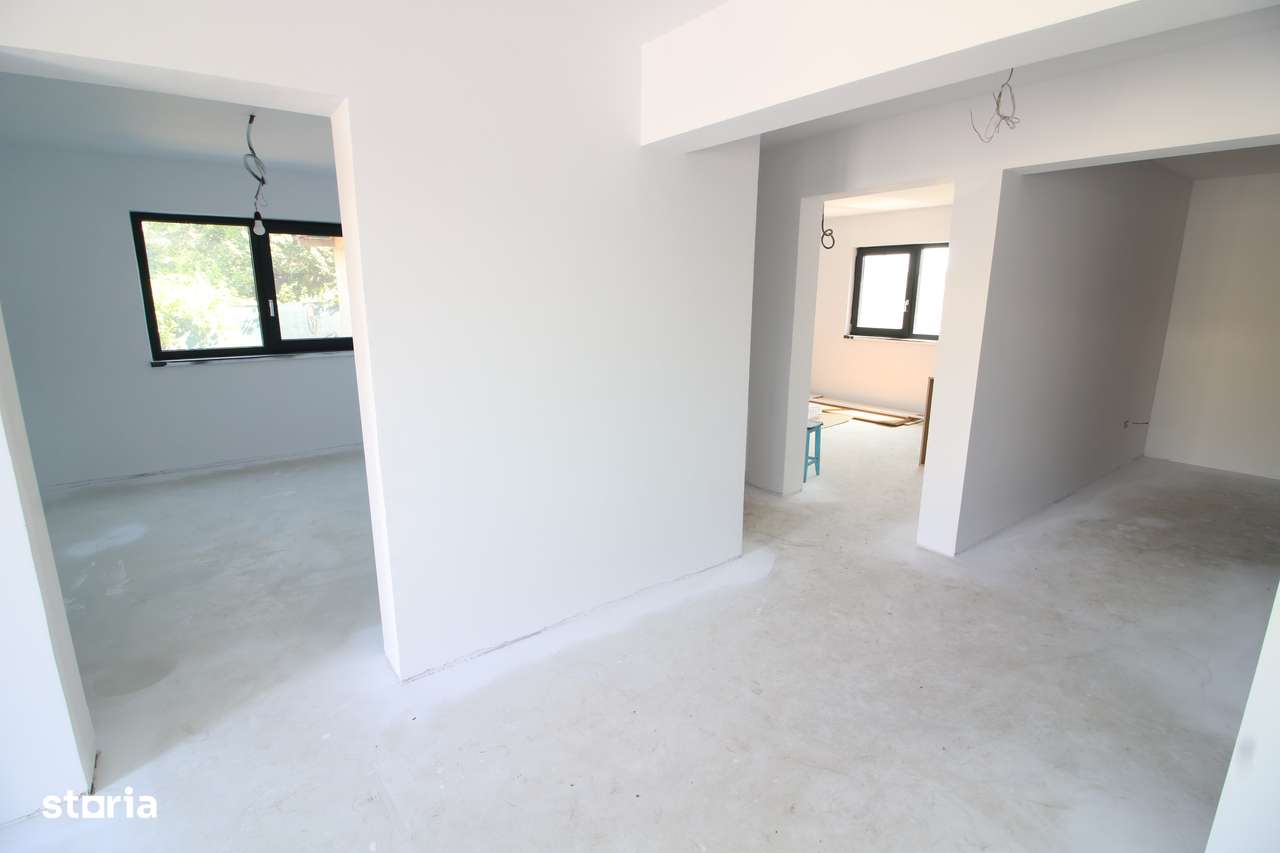 Vand vila P+M Sendreni stradal - Imagine principală: 4/10