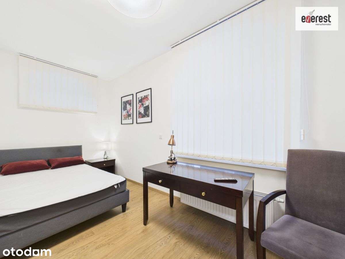 top miejsce, lokal podzielony na 3 mieszkania-11