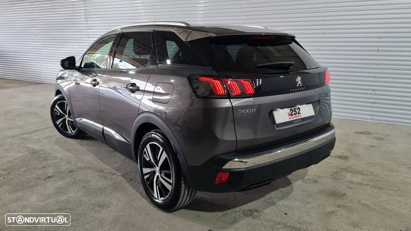 Peugeot 3008 1.6 Hybrid Allure Pack e-EAT8 - 12