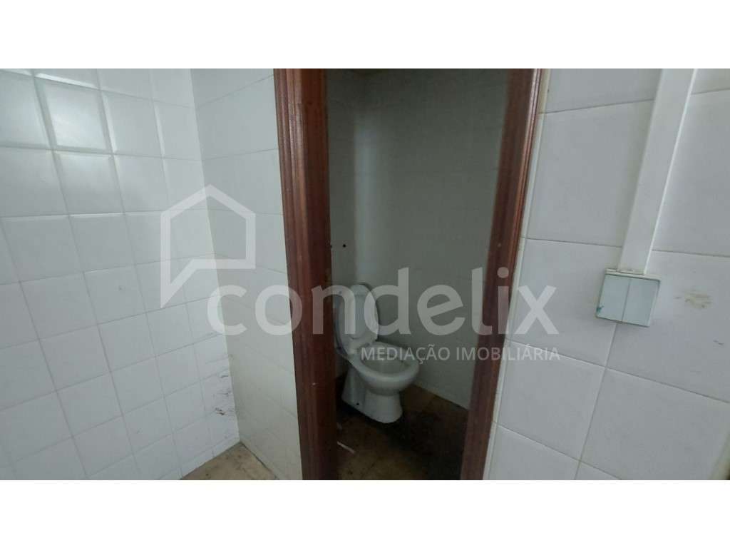 Loja para venda em Paredes - Grande imagem: 4/14