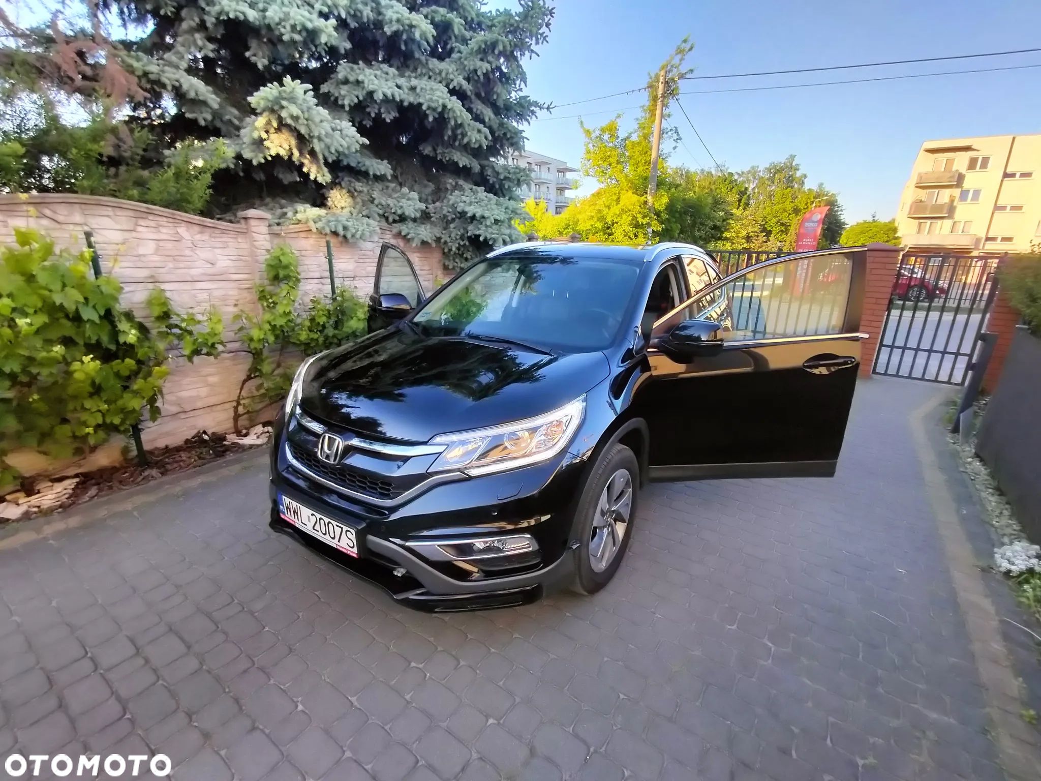 Honda CR-V 2.0 Lifestyle Plus (Honda Connect+) - 1