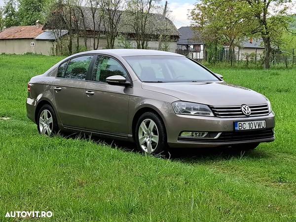 Volkswagen Passat 2.0 TDI BlueMotion Technology Business Edition - 2