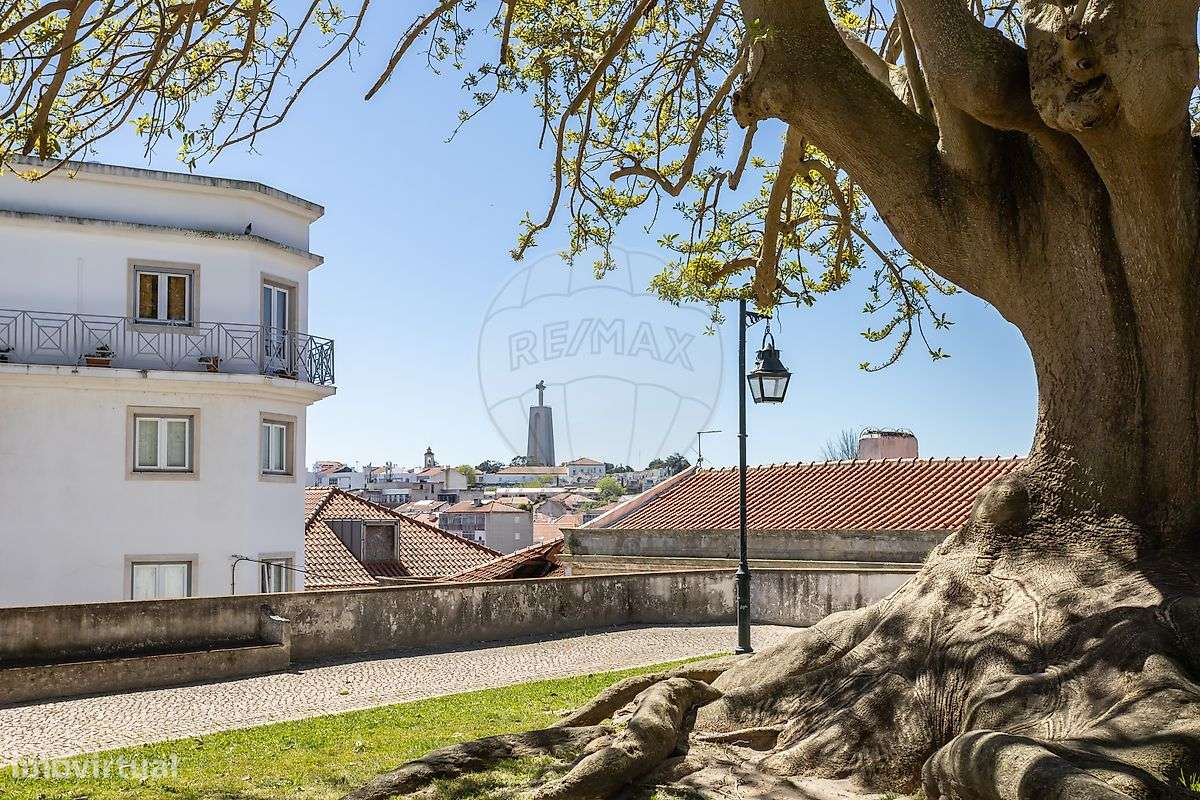 Apartamento T3 à venda em Almada-18