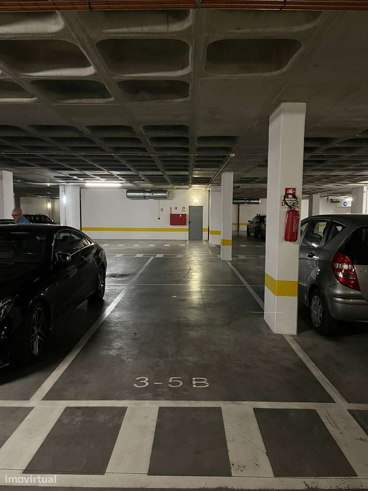 Estacionamento Seguro e Prático no Coração do Restelo – Garanta Já o S - Grande imagem: 4/4