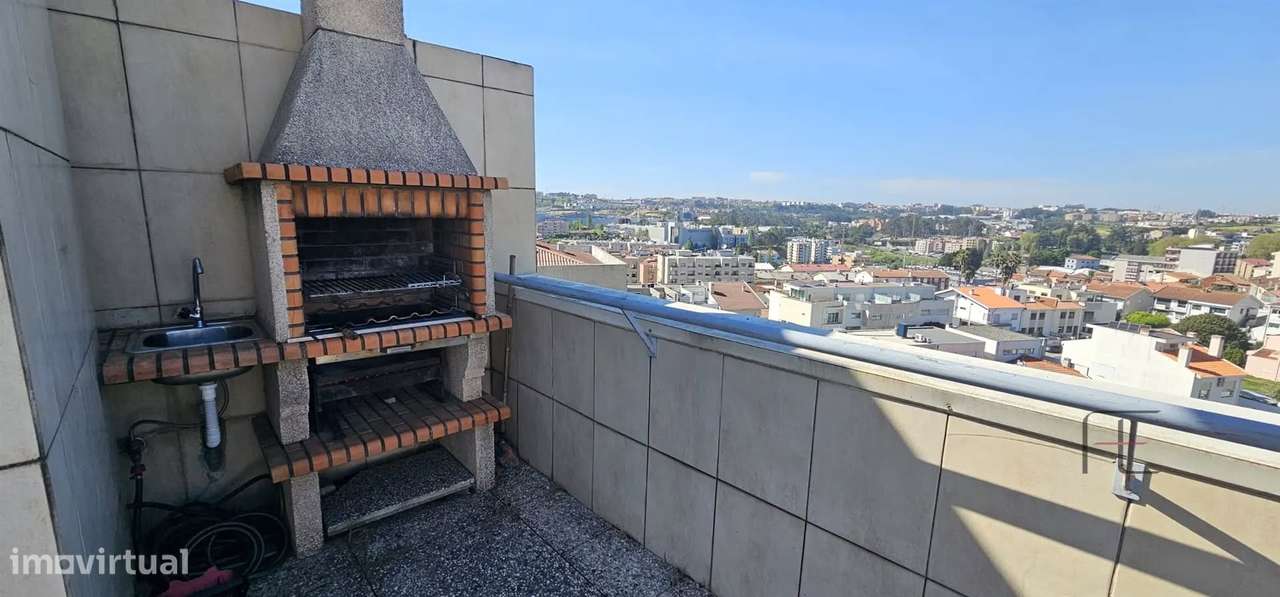 Apartamento T3 em Rio Tinto I Terraço 53m2-2