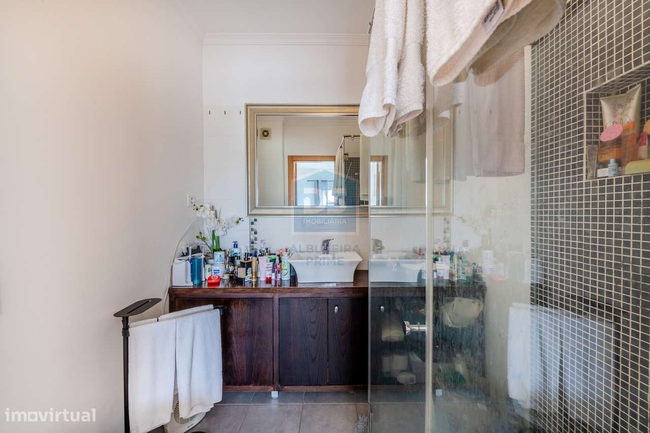 Moradia em Banda T2+2 Venda em Albufeira e Olhos de Água,Albufeira-17