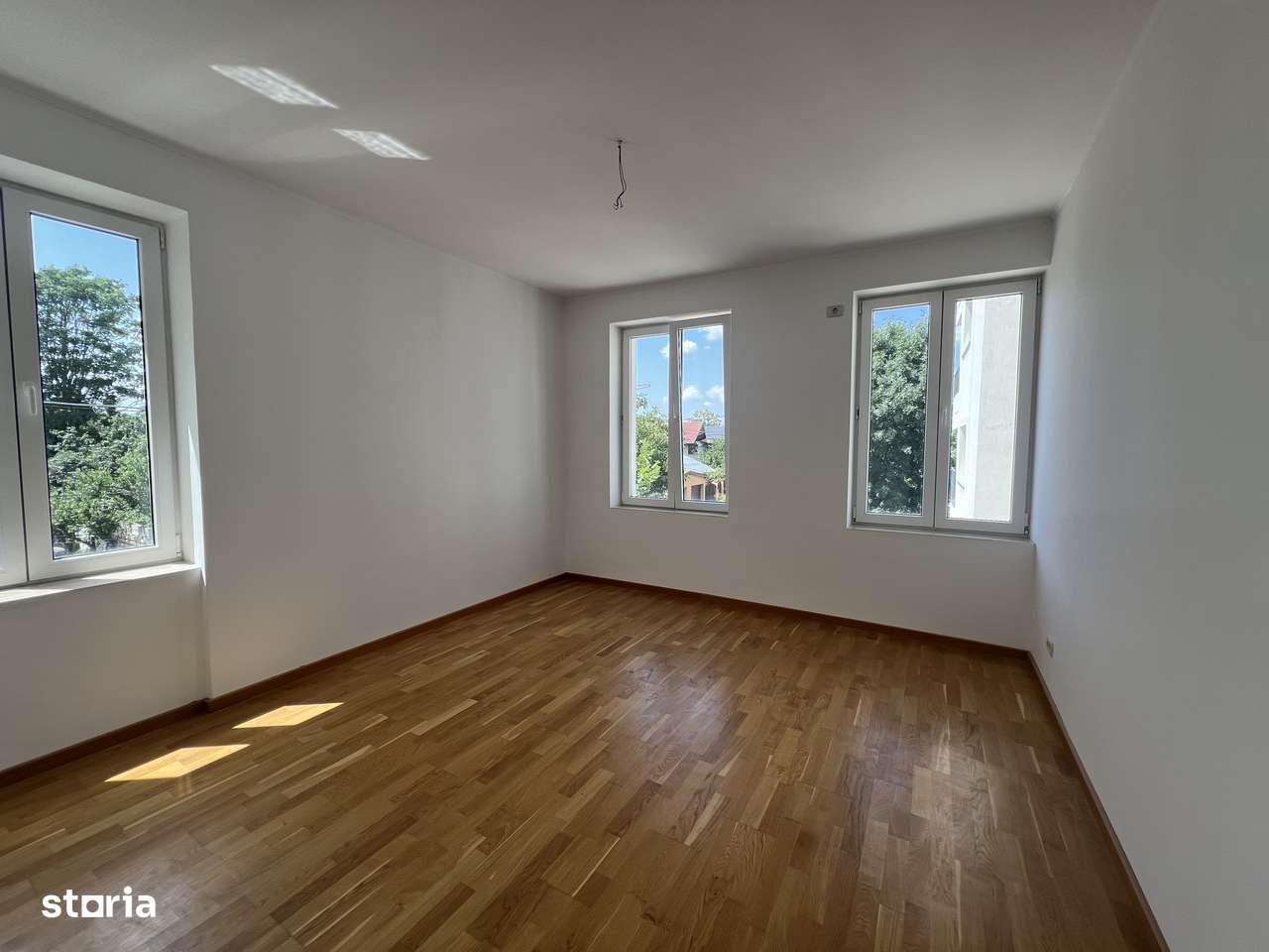 Apartament elegant de 2 camere, bloc boutique nou cu terasa spațioasă-4