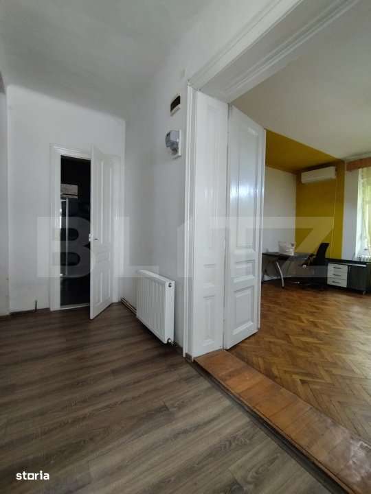 Casa istorica, 2 apartamnte, curte proprie- posibilitati multiple, zon - Imagine principală: 5/19