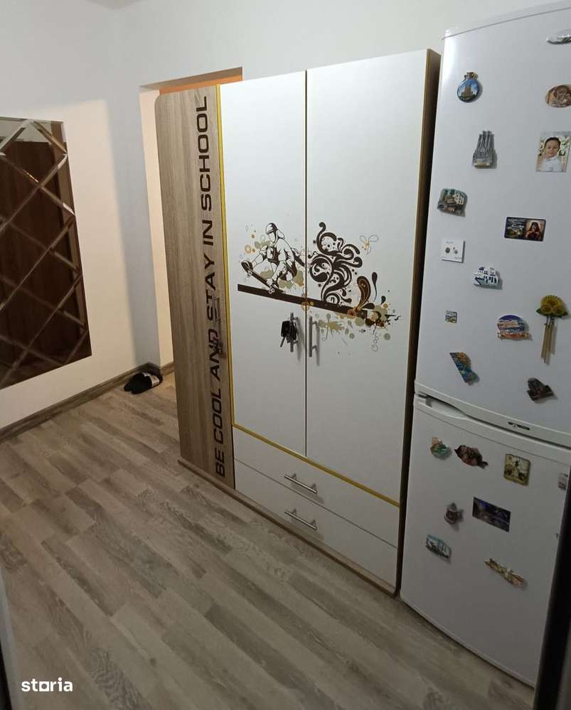 Apartament 3 camere, Malu Rosu (ID:T443) - Imagine principală: 5/10