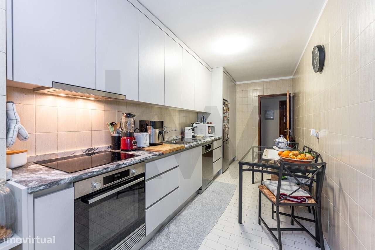 T2 com Garagem | 2 Varandas | Exposição Poente | Laborim – Vila Nova d - Grande imagem: 5/31