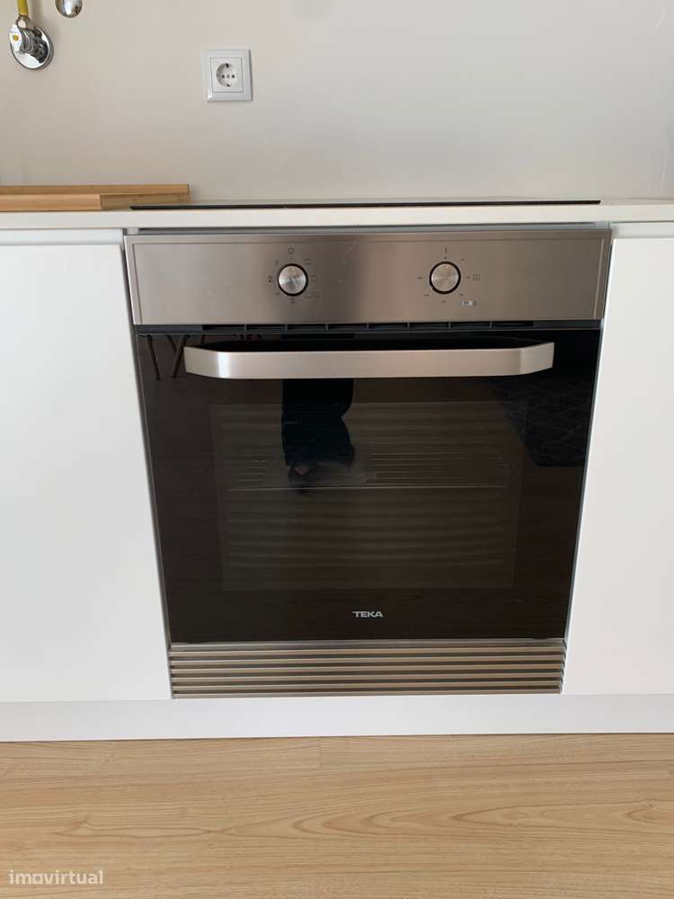 Apartamento T0 Novo com Varanda e Garagem - Leça da Palmeira-8