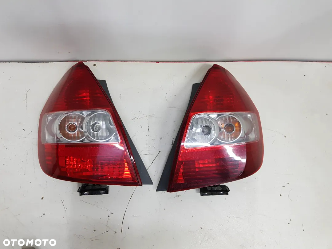 Lampa prawa tył EU Honda Jazz 2 II 02-08 - 2