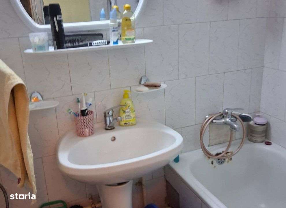 Apartament  3 camere Palat , 72 metri, etaj 7 Cod:159560-18