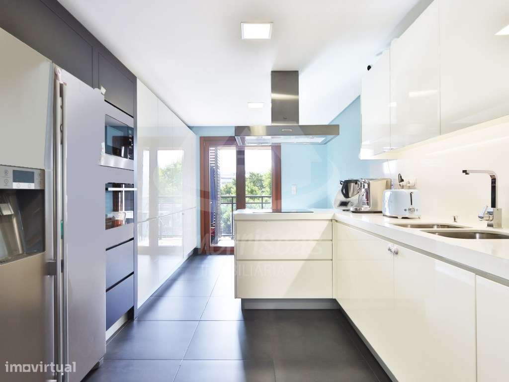 T3 Exclusivo no Blue Garden, Sacavém | 186 m² de Conforto e Elegância-13