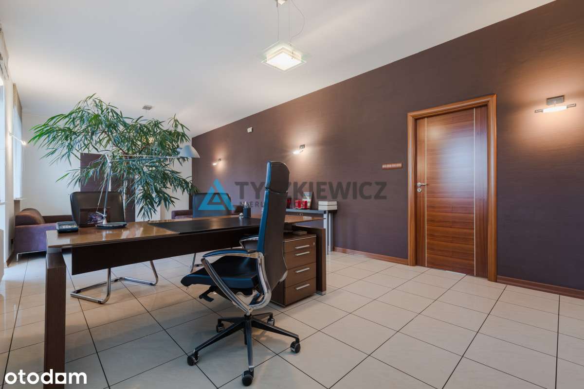 Mieszkanie/lokal na Świętojańskiej-12