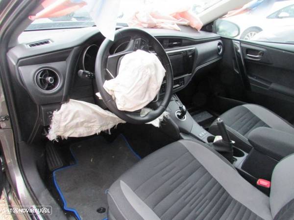 Peças Toyota Auris Touring Hibrido 1.8 (2ZR) - 5