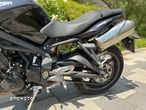 Triumph Street Triple - 4