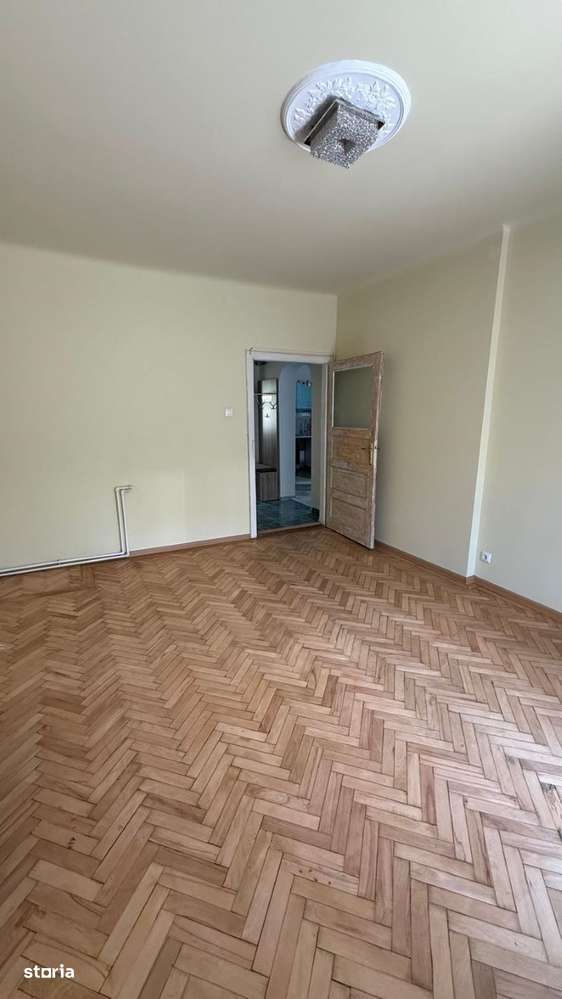 3 camere, ultracentral, Gen.Magheru  ,et.3 , 65 mp,  balcoane-0