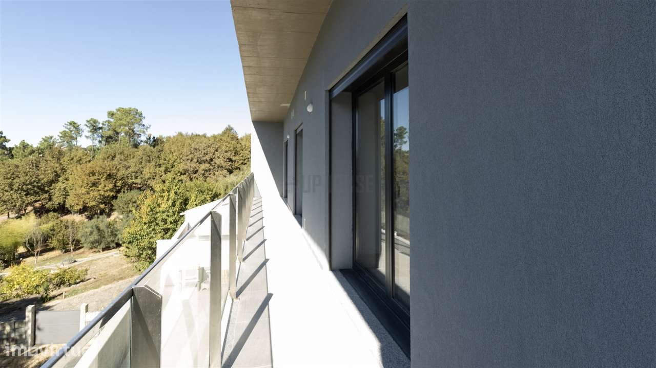 Apartamento T1 NOVO, Junto ao Centro de Viseu-9