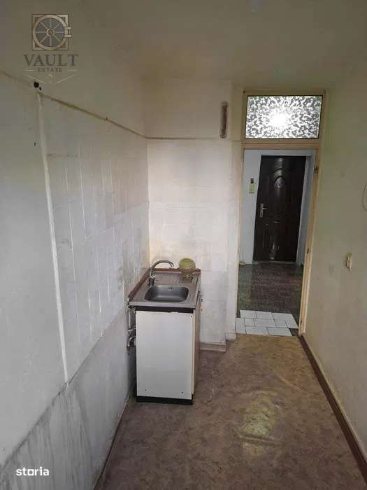 Garsoniera Titan - Imagine principală: 4/6