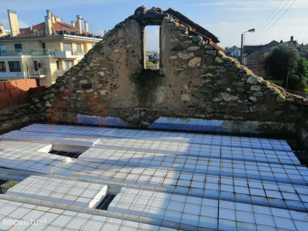 Moradia T2 Duplex com terreno, Belas - Grande imagem: 5/13