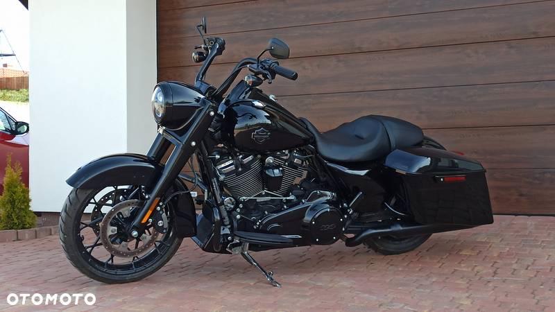 Harley-Davidson Touring Road King - 2