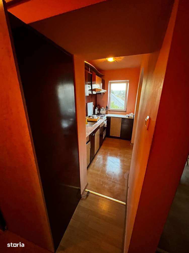 Apartament 3 camere, etaj intermediar, Centrul de Transfuzii. - Imagine principală: 1/13