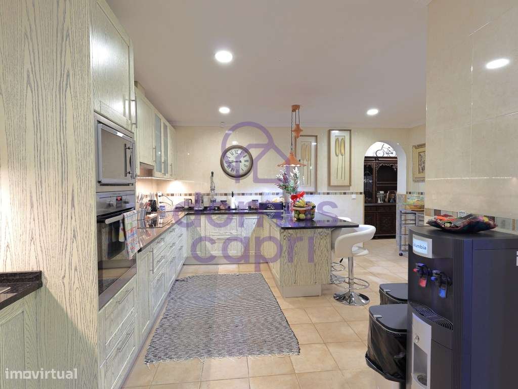 Moradia T4 com Piscina e Garagem em Peral - São Brás de Alportel-16