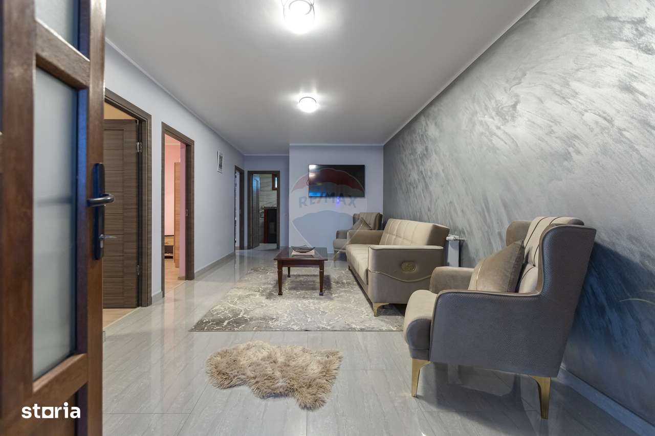 Casă cu 3 camere de vânzare - Imagine principală: 5/20