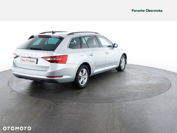 Skoda Superb 2.0 TDI SCR Ambition DSG - 5