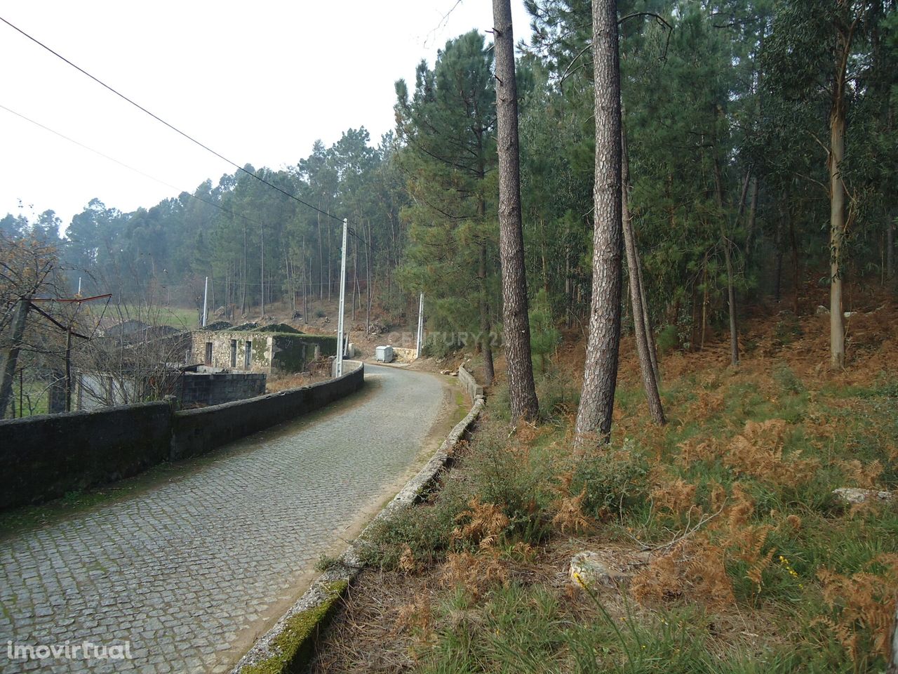 Terreno Construção com 744m2  em Alheira - Barcelos