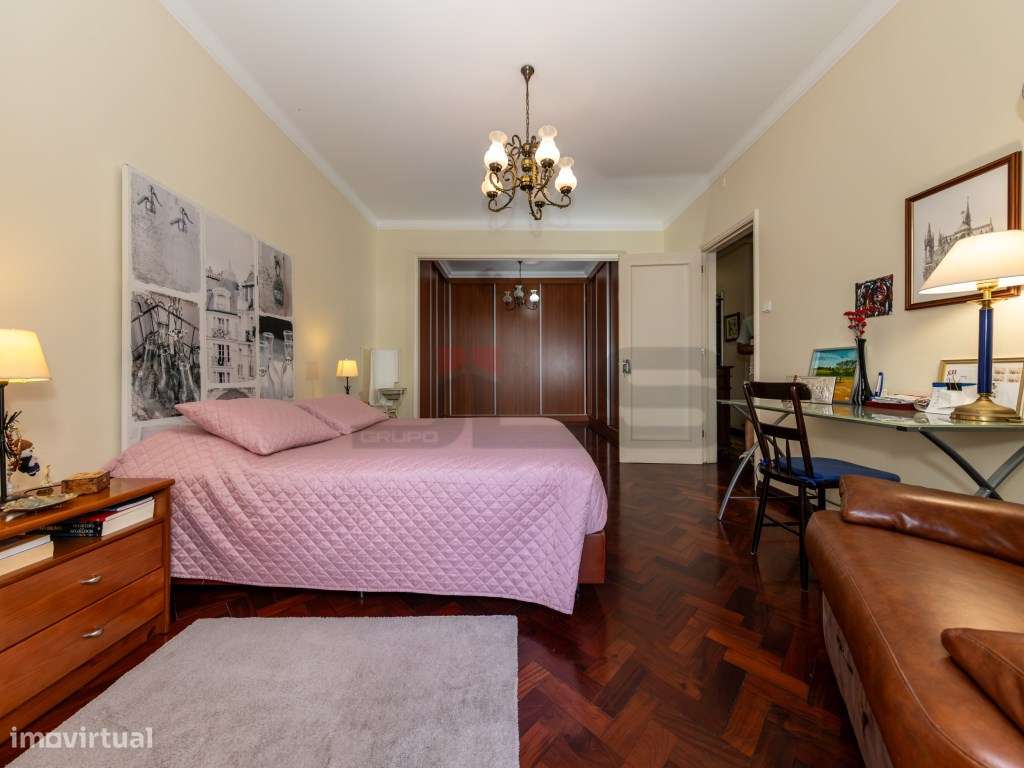 Moradia c/ Licença AL e Garagem junto à Av. Marginal - Ponta Delgada-9