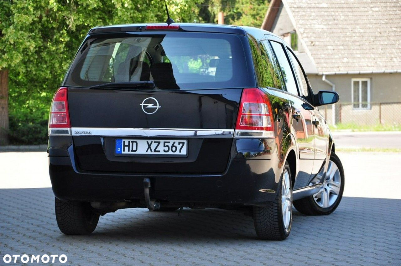 Opel Zafira 1.8 Cosmo - 10