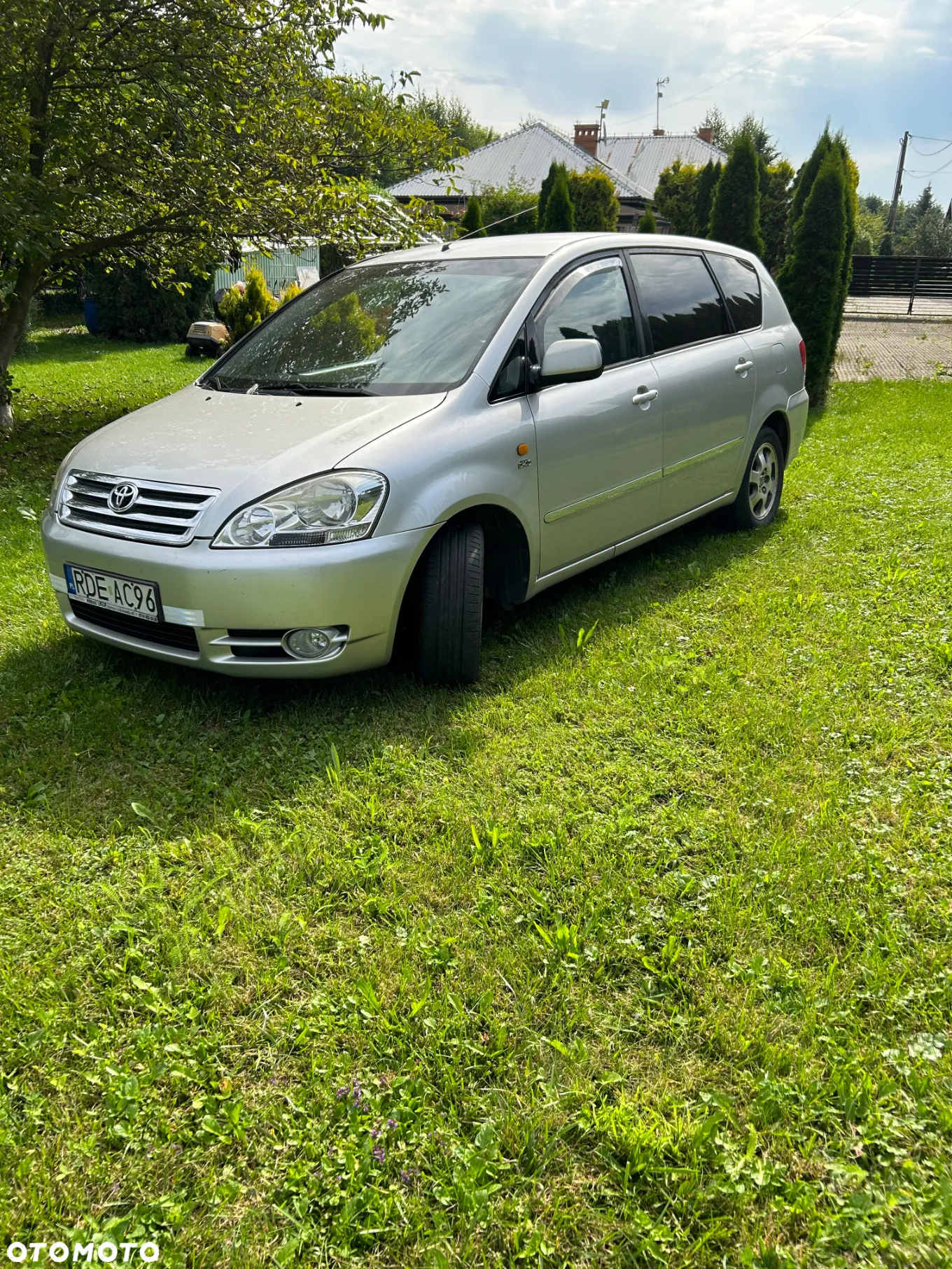 Toyota Avensis Verso 2.0 D-4D Sol - 28