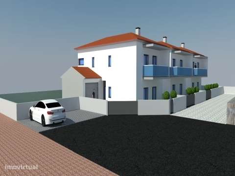Moradias T3+1 / Garagem / Jardim / Logradouro / Amor / Leiria-8