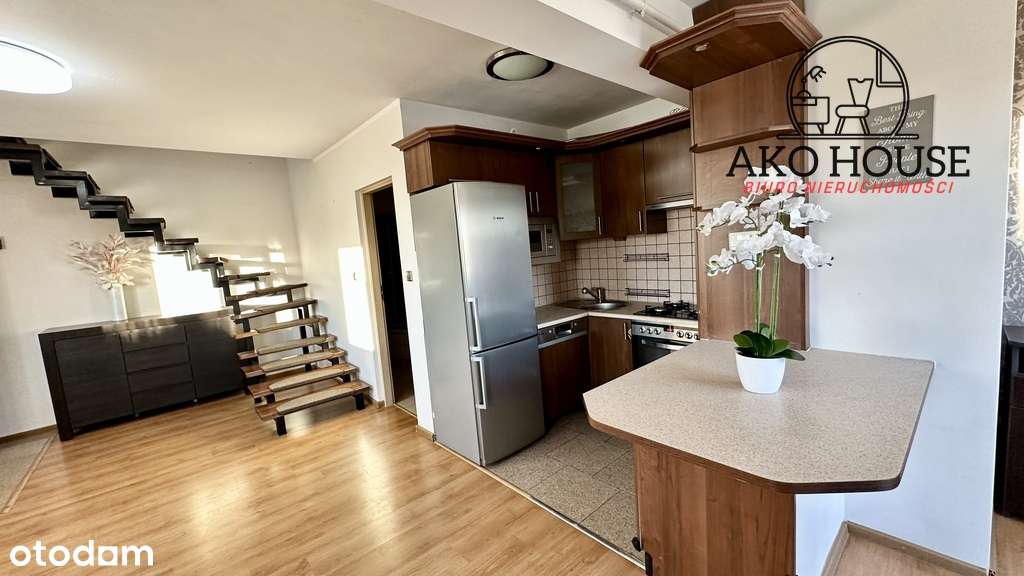 Dom 240 m² pod inwestycję – 4 lokale + 2 garaże!-3